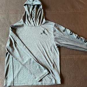 Jordon Dry Fit long sleeve with hood